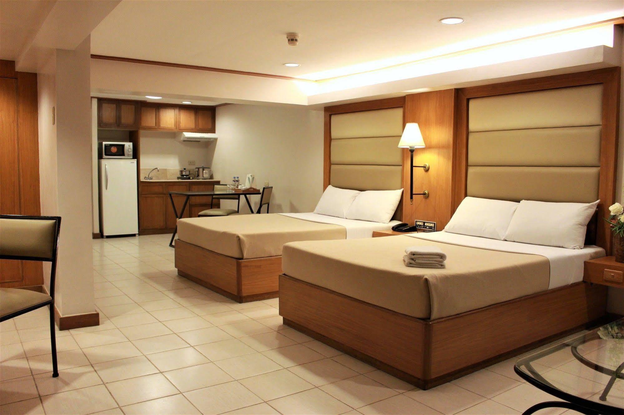 The Mabuhay Manor Otel Pasay Dış mekan fotoğraf