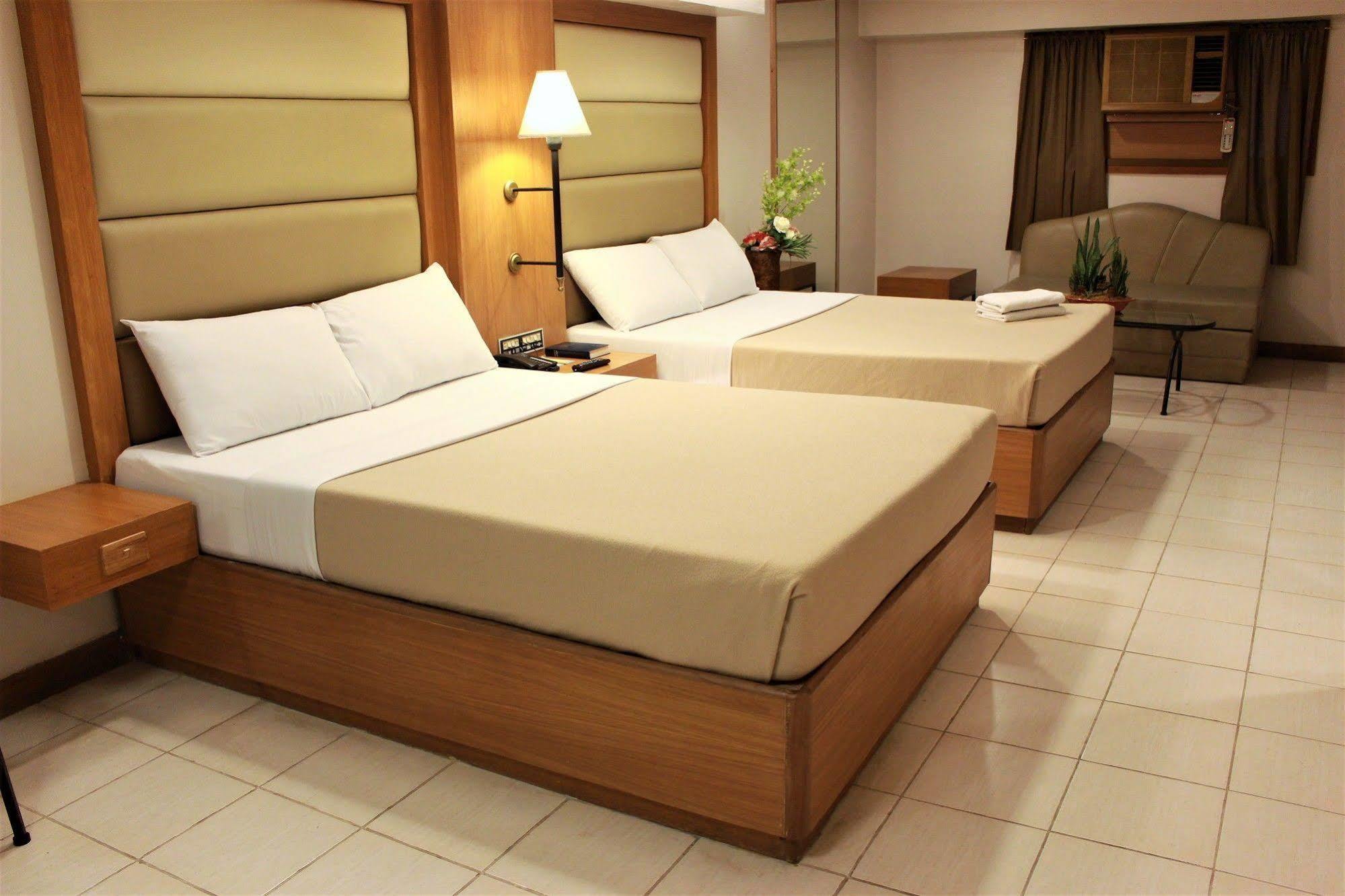 The Mabuhay Manor Otel Pasay Dış mekan fotoğraf